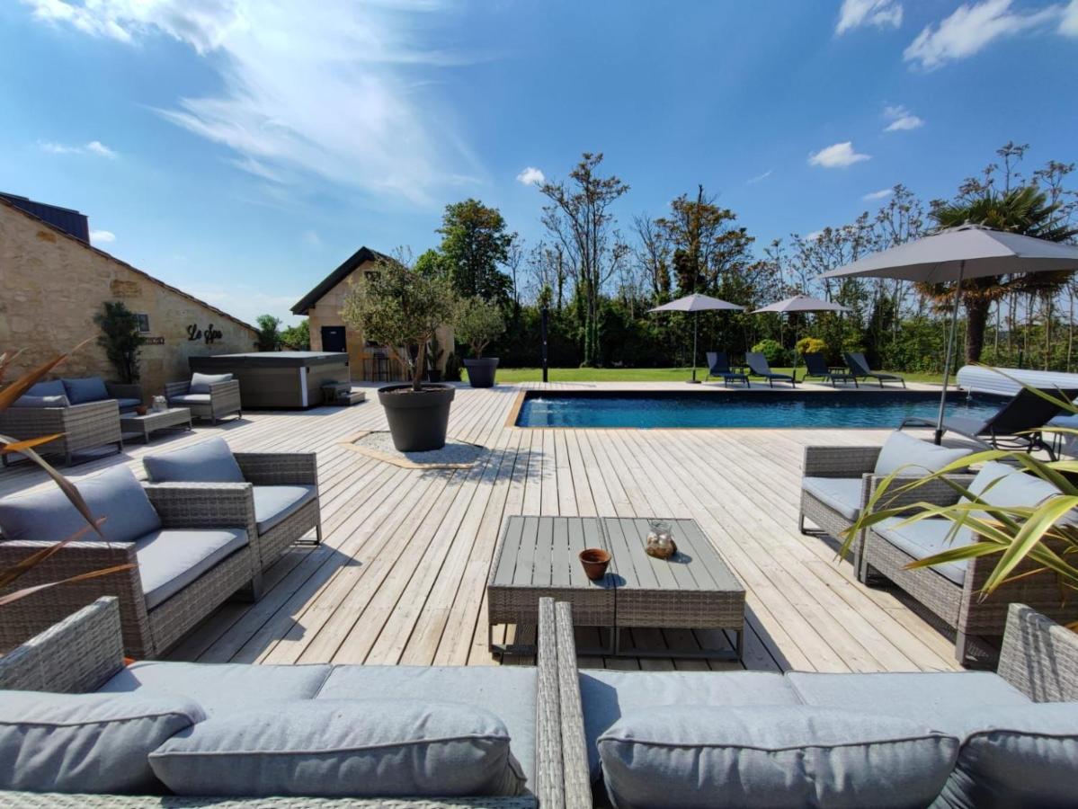 Domaine Des Hugons Villa Prignac-et-Marcamps Exterior photo