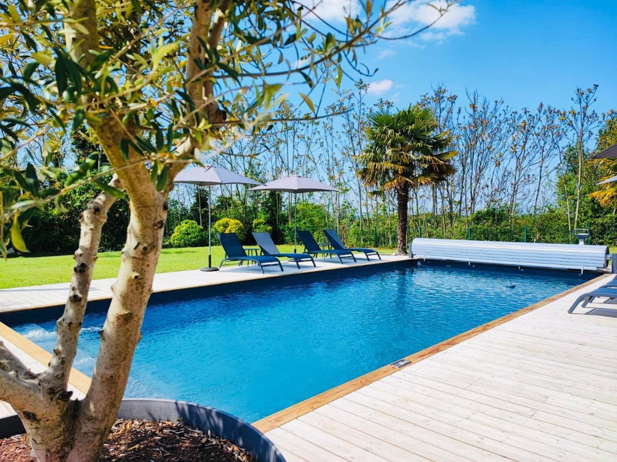 Domaine Des Hugons Villa Prignac-et-Marcamps Exterior photo