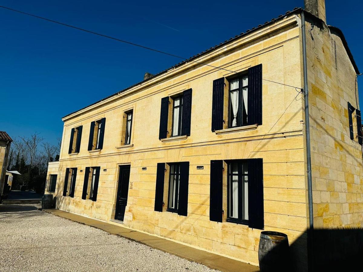 Domaine Des Hugons Villa Prignac-et-Marcamps Exterior photo